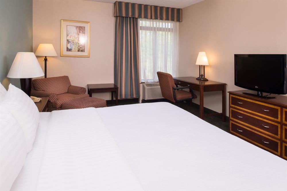 Ramada Plaza Rochester Airport Luaran gambar