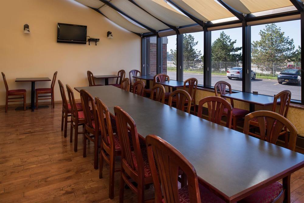 Ramada Plaza Rochester Airport Luaran gambar