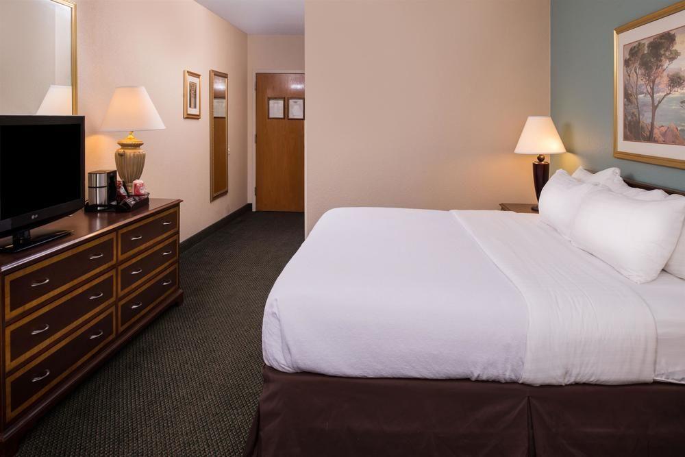Ramada Plaza Rochester Airport Luaran gambar