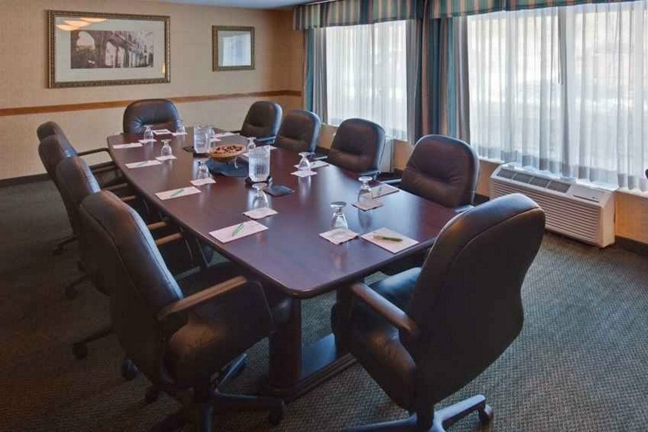 Ramada Plaza Rochester Airport Luaran gambar